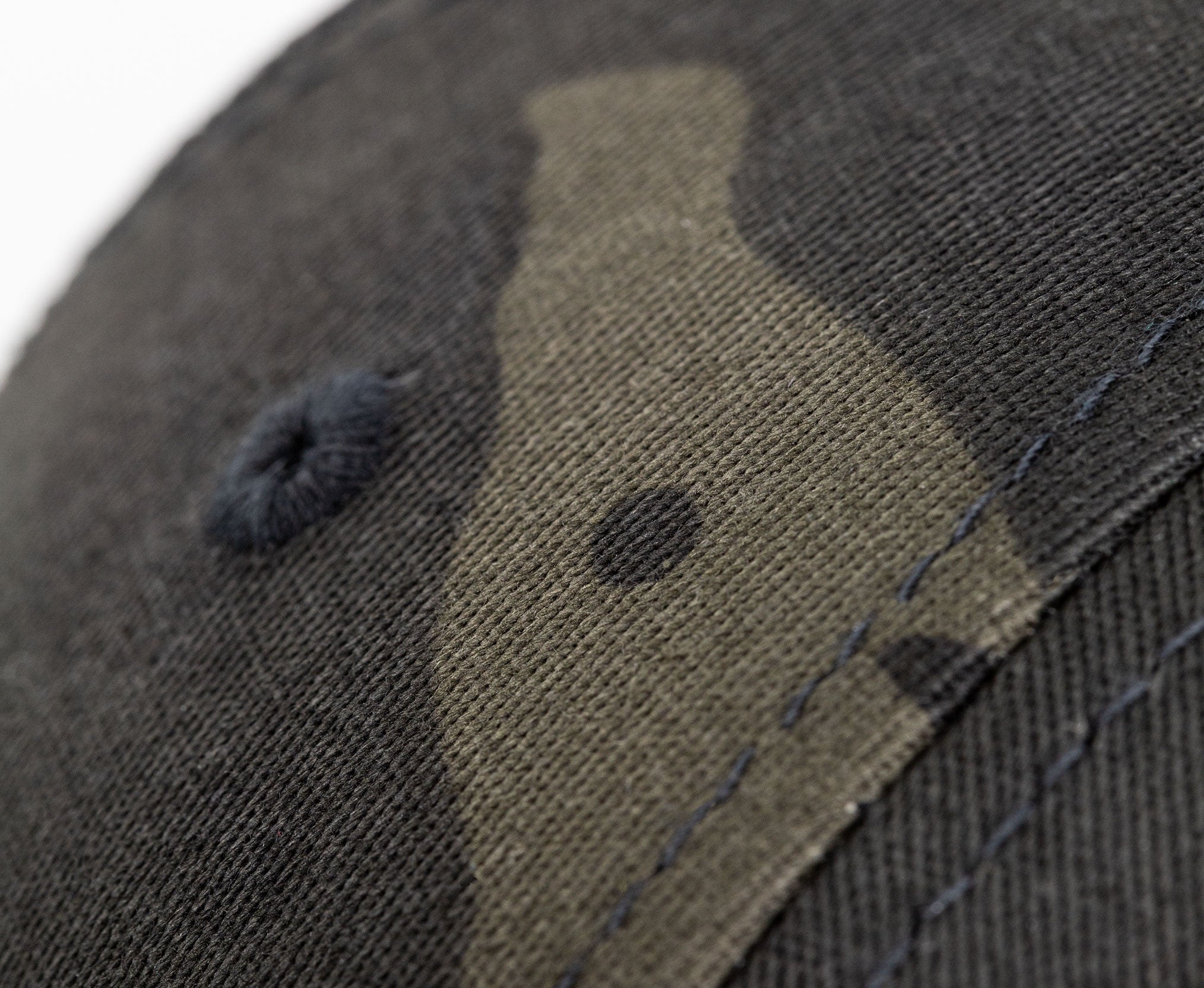 Trucker Flat Camo – Logo – Becue